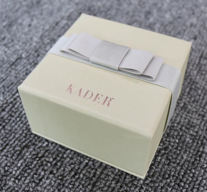 精装小礼品盒定制