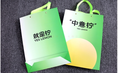 就是柠绿色手提袋